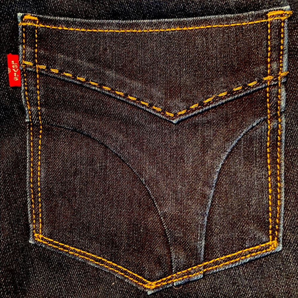 Levi’s Straight Leg Jeans